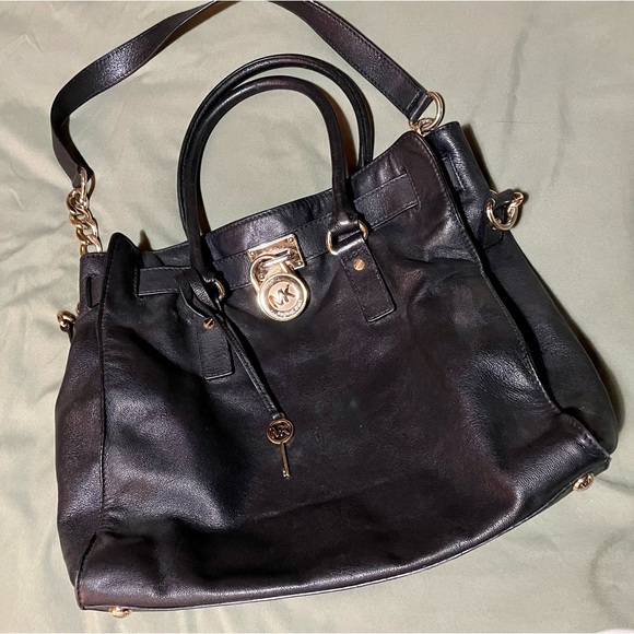 Michael Kors tote - Picture 2 of 4